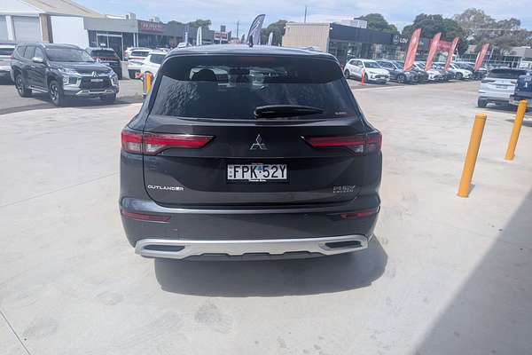 2025 Mitsubishi Outlander PHEV Exceed ZM