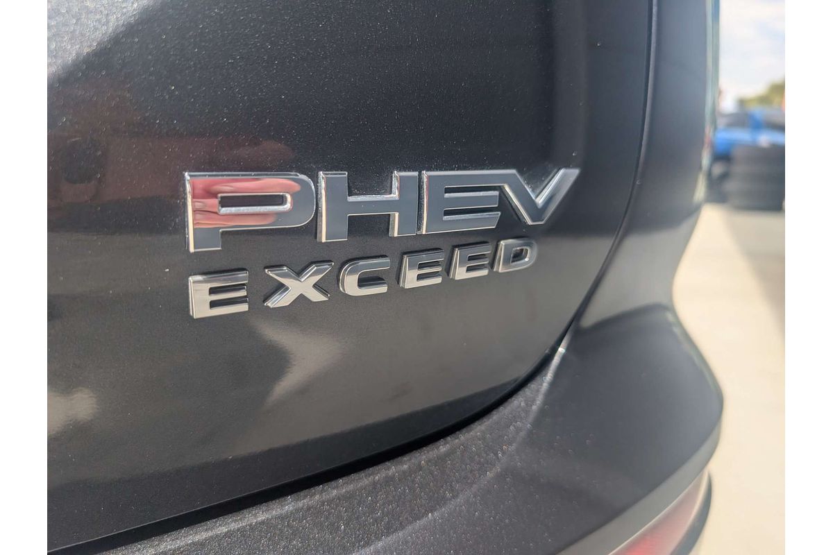 2025 Mitsubishi Outlander PHEV Exceed ZM