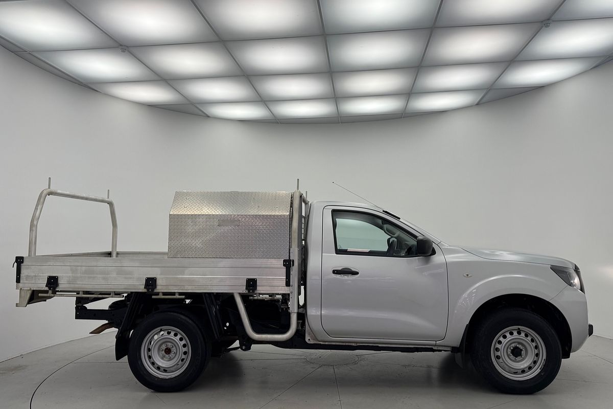 Nissan NAVARA 4X2 2.3 DSL MAN SC CC SL Nissan NAVARA 4X2 2.3 DSL MAN SC CC SL