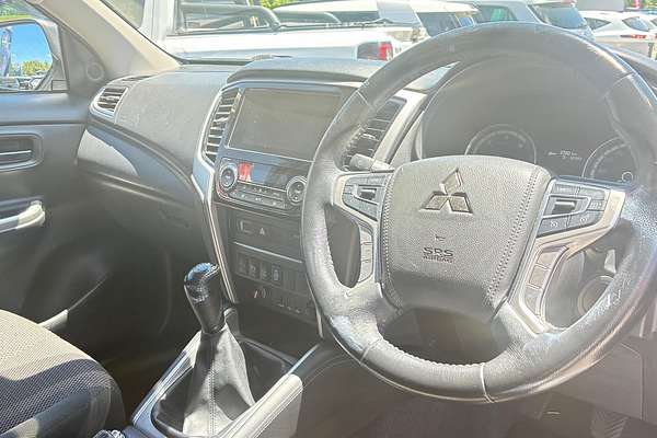 2020 Mitsubishi Triton GLS MR 4X4