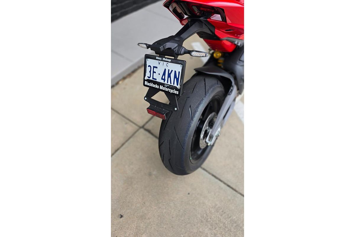 2025 Ducati Streetfighter V4 S Streetfighter