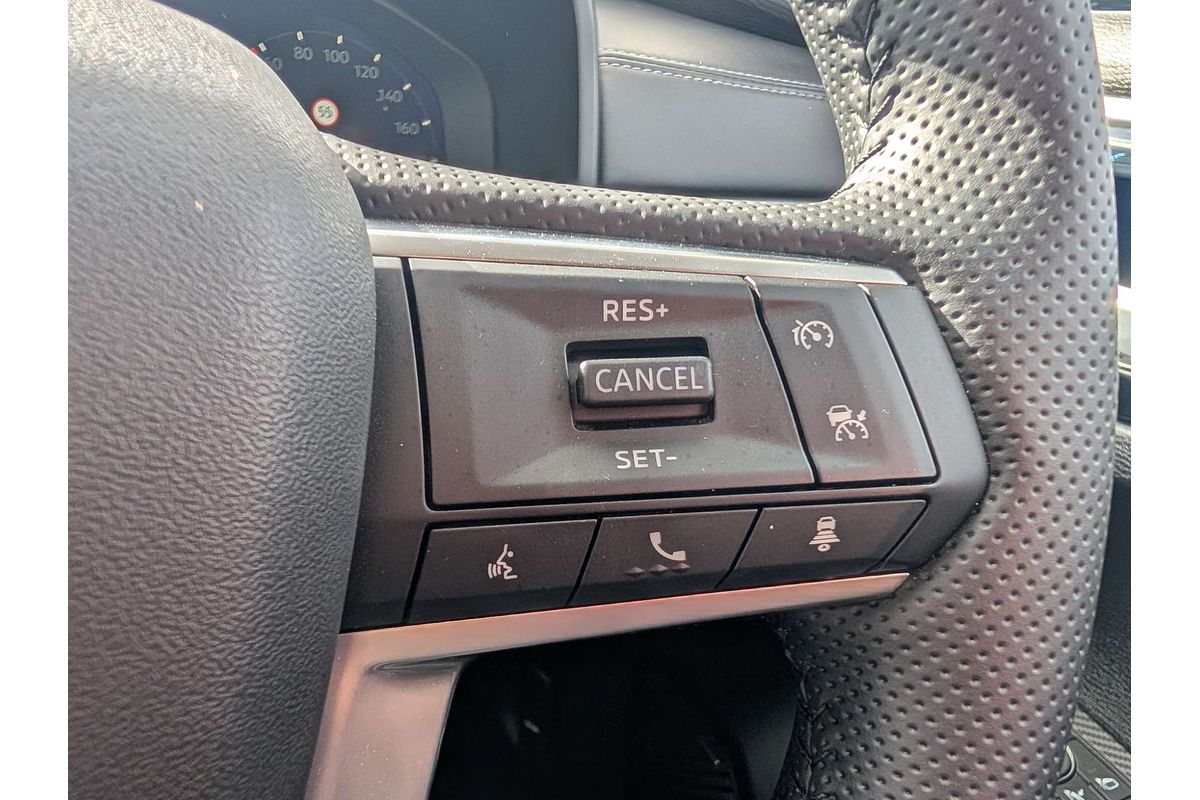 2025 Mitsubishi Outlander LS ZM