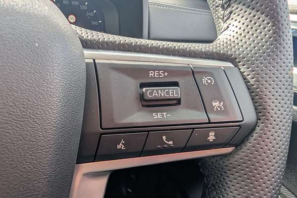 2025 Mitsubishi Outlander LS ZM