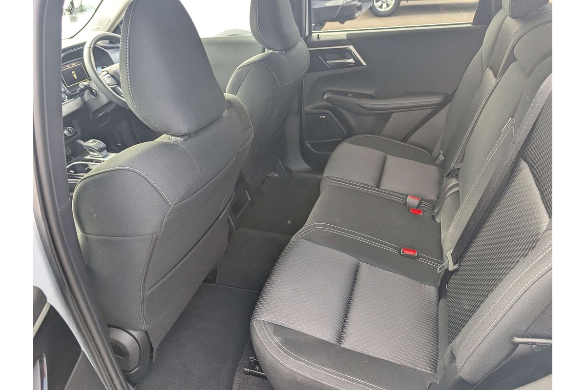 2025 Mitsubishi Outlander LS ZM