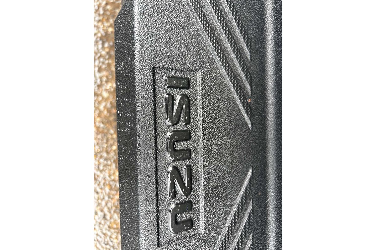 2023 Isuzu D-MAX LS-M 4X4