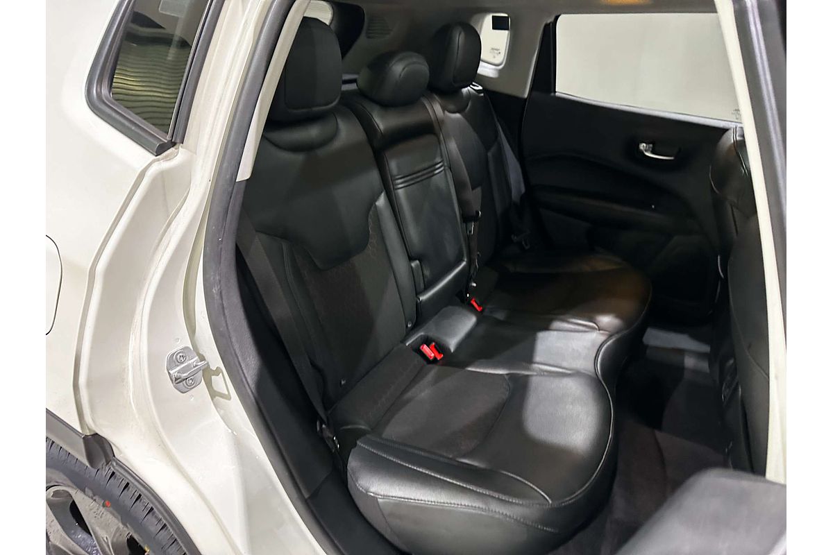 2020 Jeep Compass Night Eagle M6