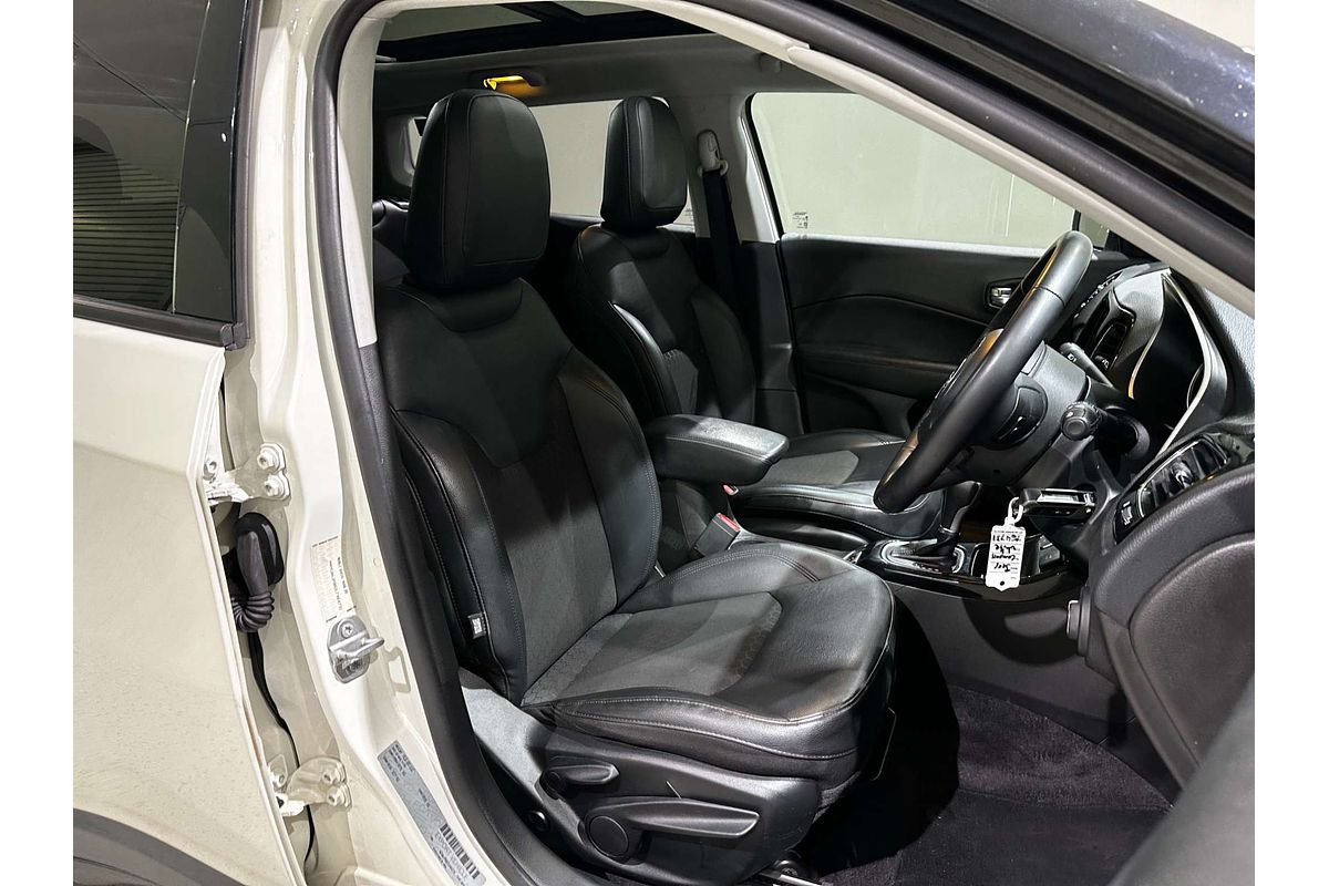 2020 Jeep Compass Night Eagle M6