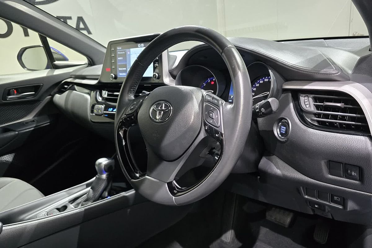 2023 Toyota C-HR GXL NGX10R