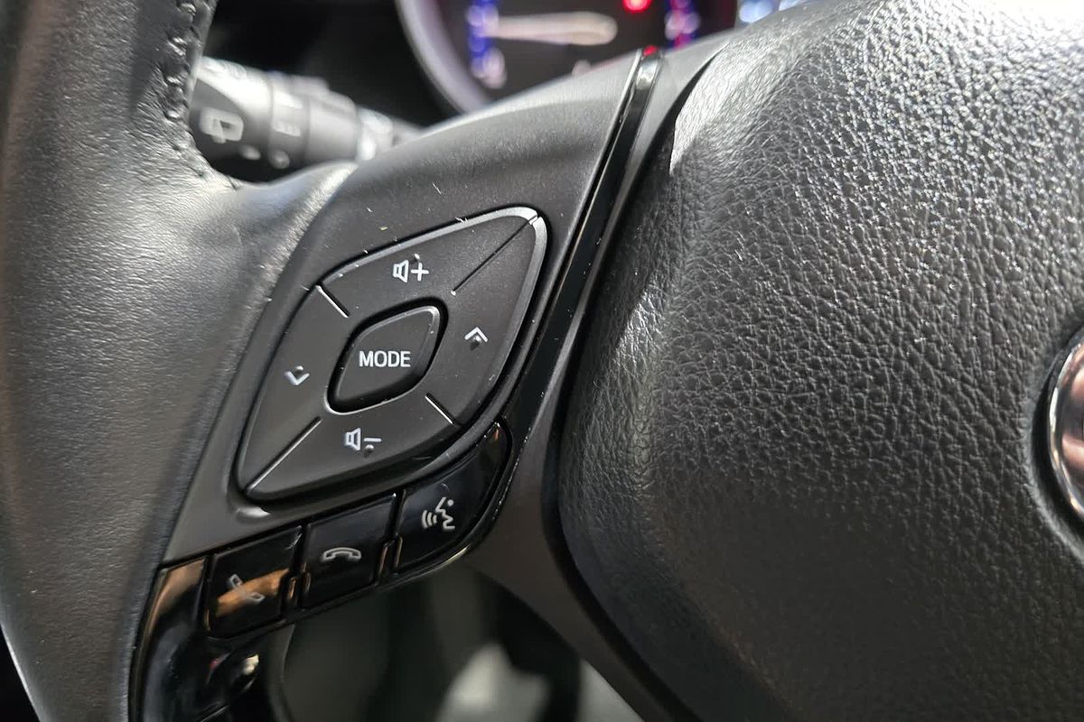 2023 Toyota C-HR GXL NGX10R