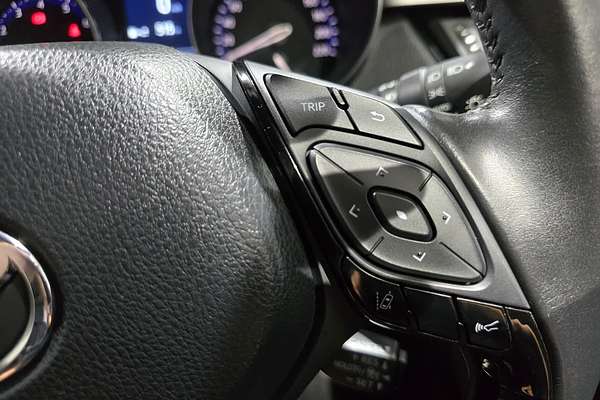 2023 Toyota C-HR GXL NGX10R