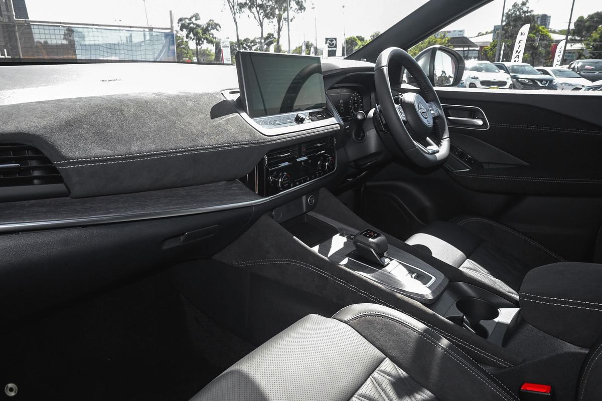 2025 Nissan QASHQAI Ti-L J12