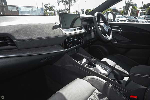 2025 Nissan QASHQAI Ti-L J12