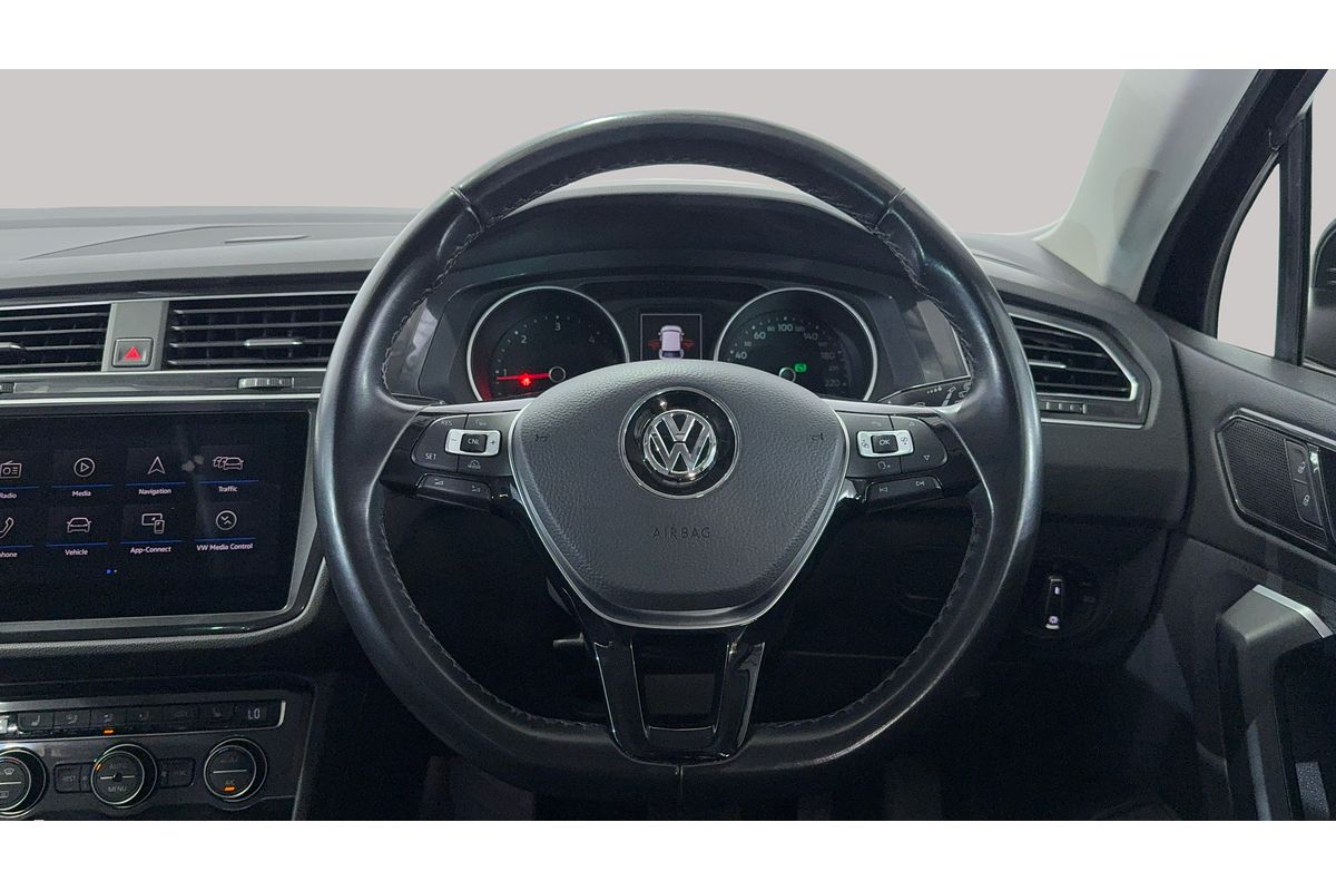 2017 Volkswagen Tiguan 140TDI Highline 5N