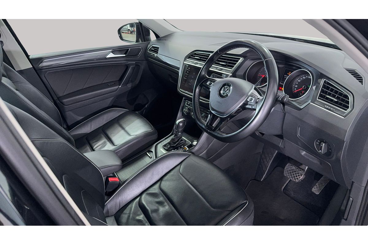 2017 Volkswagen Tiguan 140TDI Highline 5N