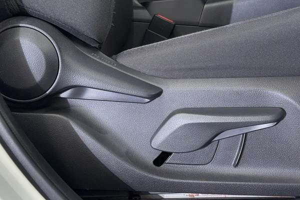 2021 Toyota RAV4 GXL AXAH52R