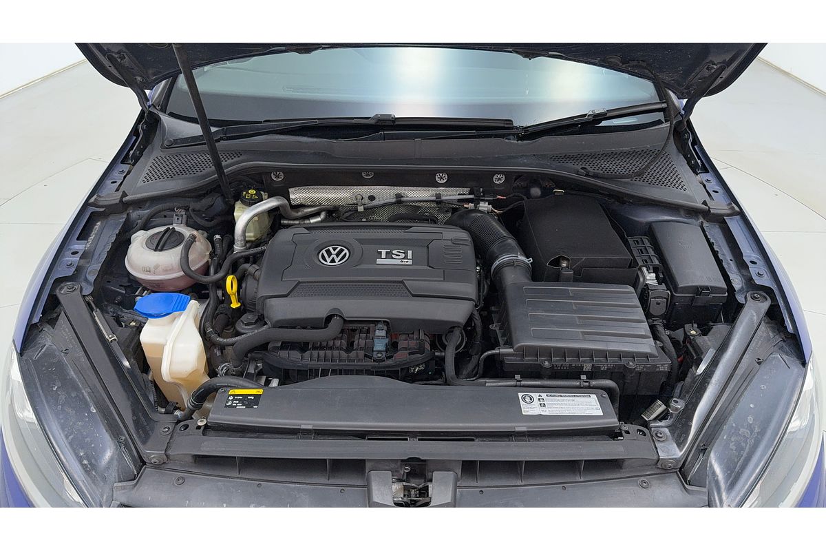 2015 Volkswagen Golf R 7