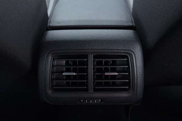 2015 Volkswagen Golf R 7