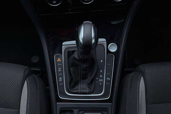 2015 Volkswagen Golf R 7