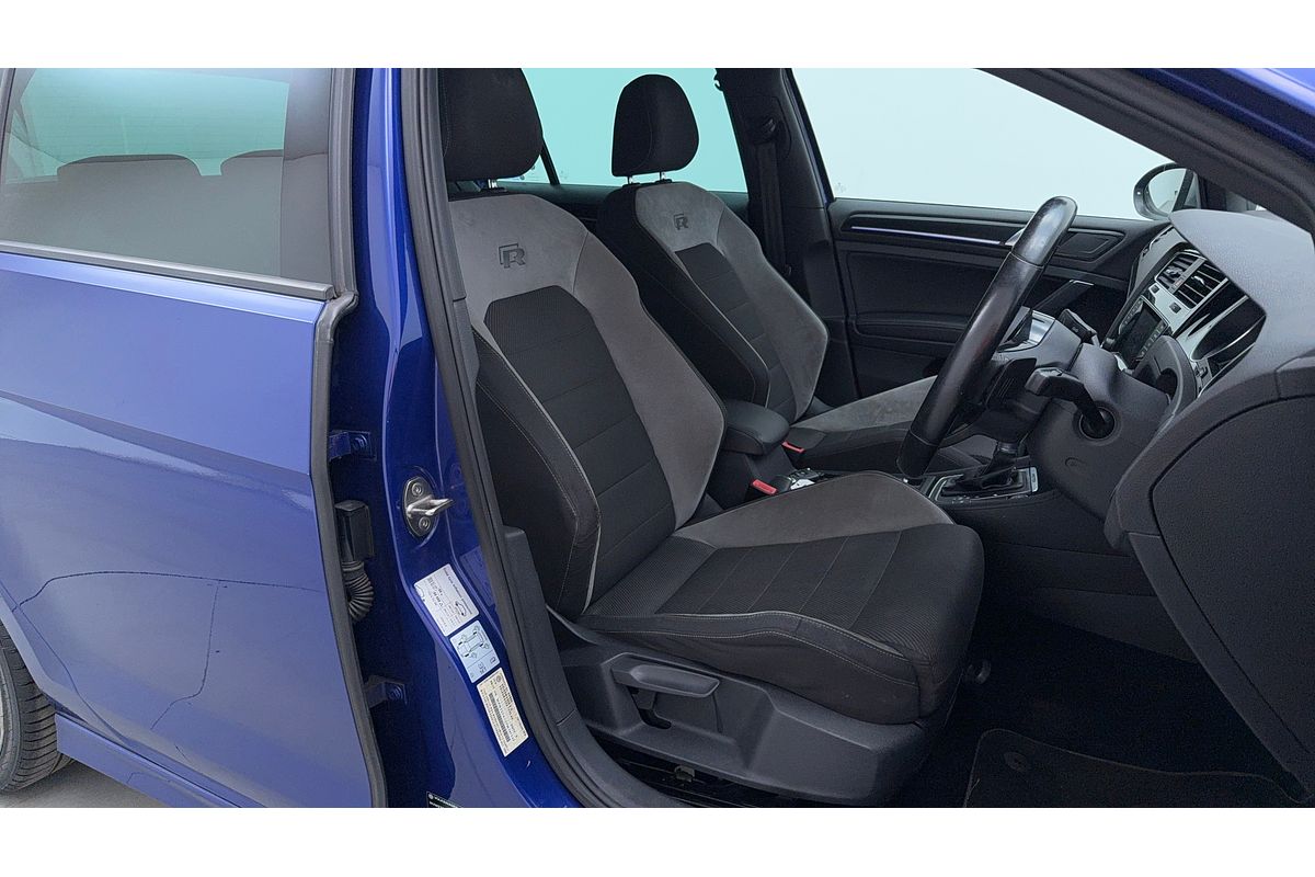 2015 Volkswagen Golf R 7