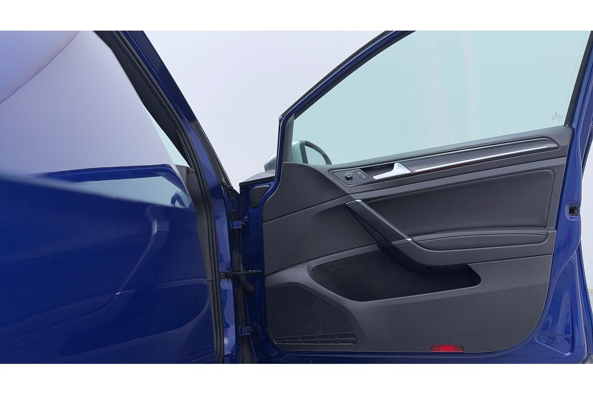 2015 Volkswagen Golf R 7