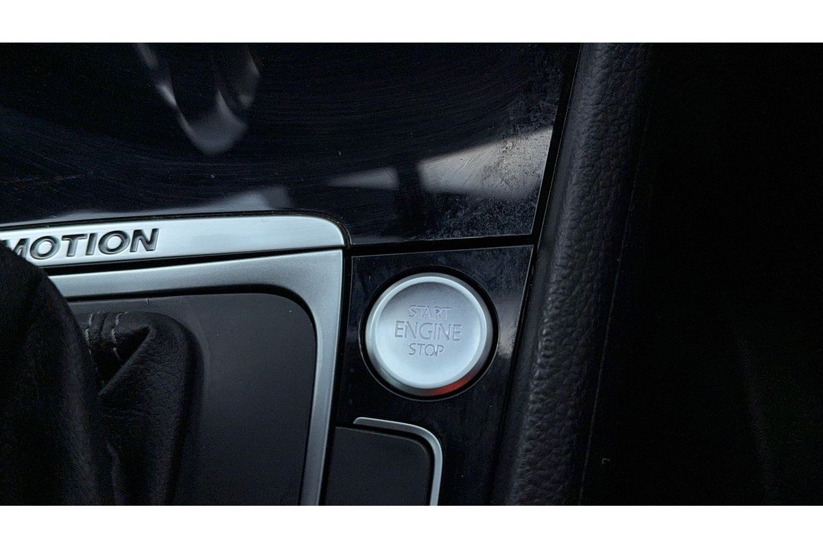 2015 Volkswagen Golf R 7