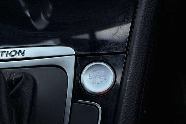 2015 Volkswagen Golf R 7