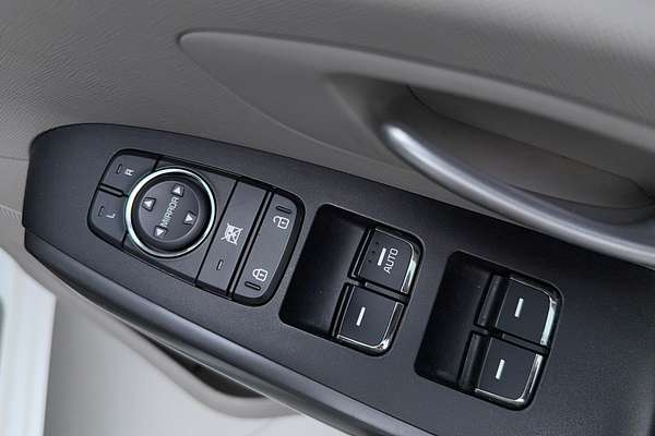 2019 Kia Carnival S YP