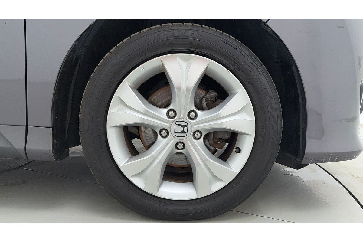 2015 Honda Odyssey VTi 5th Gen