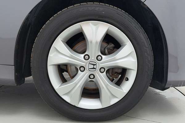 2015 Honda Odyssey VTi 5th Gen