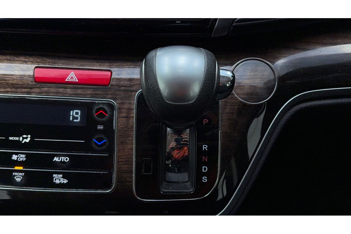 2015 Honda Odyssey VTi 5th Gen