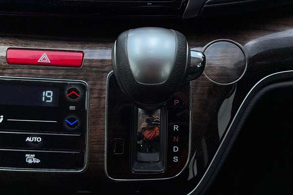 2015 Honda Odyssey VTi 5th Gen