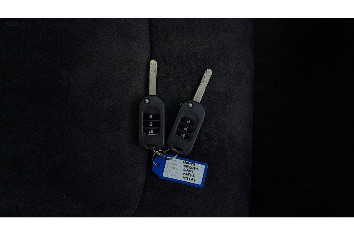 2015 Honda Odyssey VTi 5th Gen