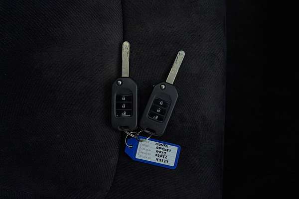 2015 Honda Odyssey VTi 5th Gen