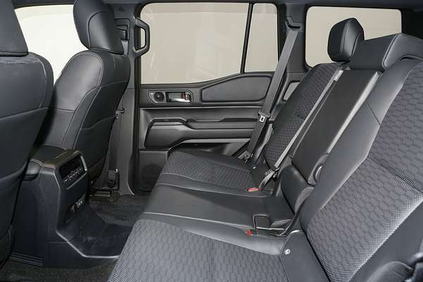 2024 Toyota Landcruiser Prado Altitude GDJ251R