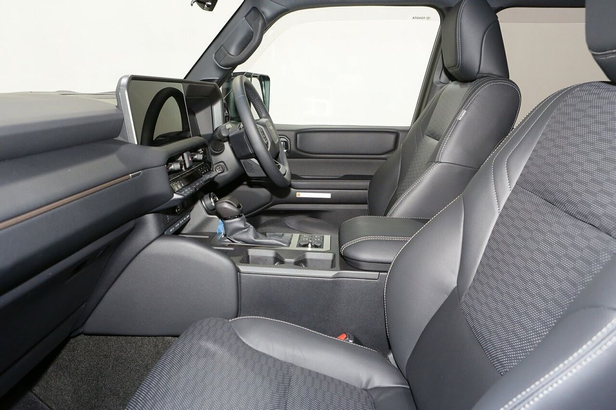 2024 Toyota Landcruiser Prado Altitude GDJ251R