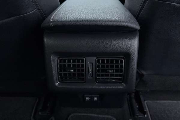 2020 Toyota Camry SL GSV70R