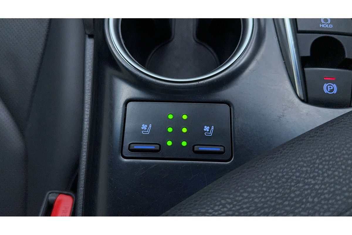 2020 Toyota Camry SL GSV70R