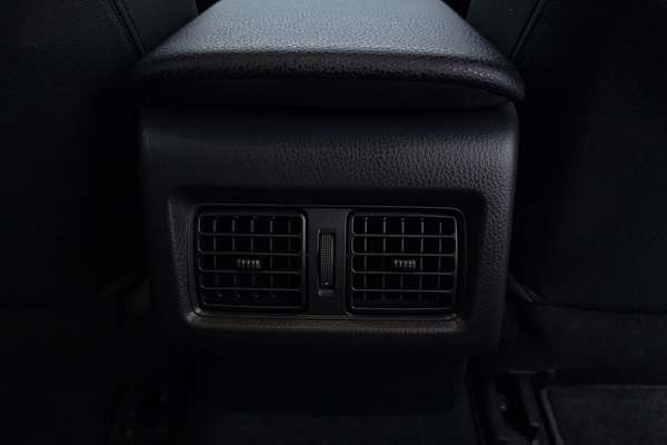 2020 Toyota Camry Ascent Sport AXVH71R