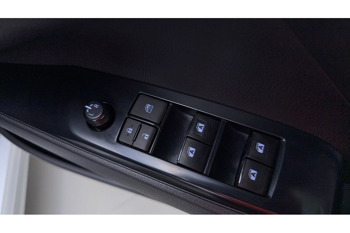 2020 Toyota Camry Ascent Sport AXVH71R