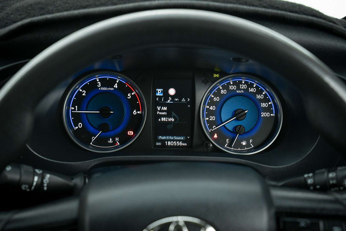 2020 Toyota Hilux SR GUN126R 4X4