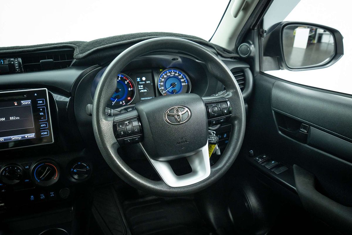 2020 Toyota Hilux SR GUN126R 4X4
