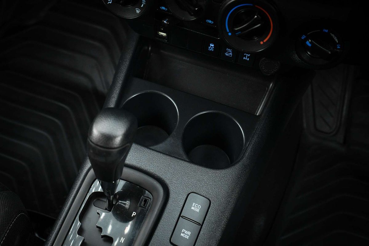 2020 Toyota Hilux SR GUN126R 4X4