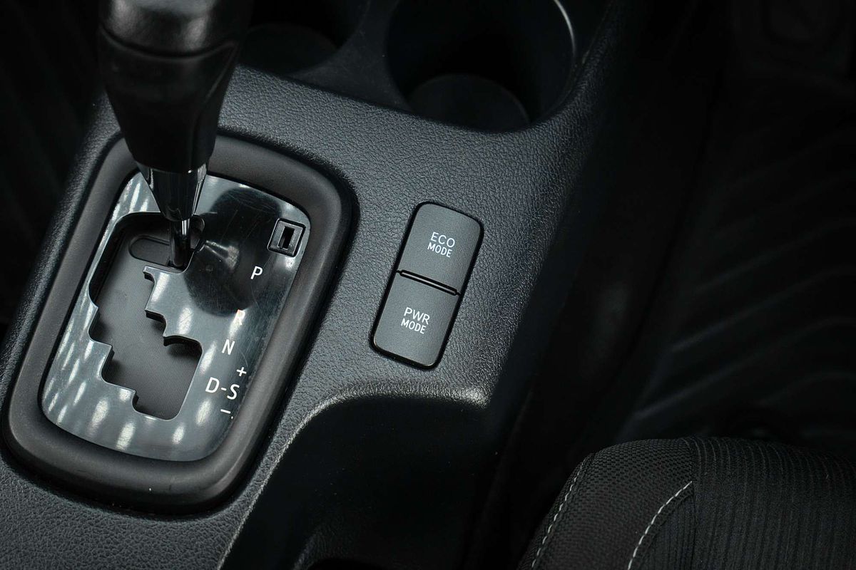 2020 Toyota Hilux SR GUN126R 4X4