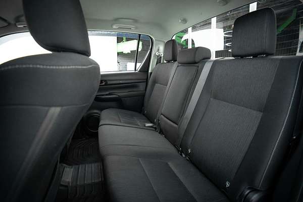 2020 Toyota Hilux SR GUN126R 4X4