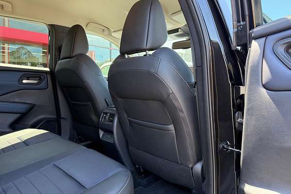 2024 Nissan QASHQAI ST-L J12