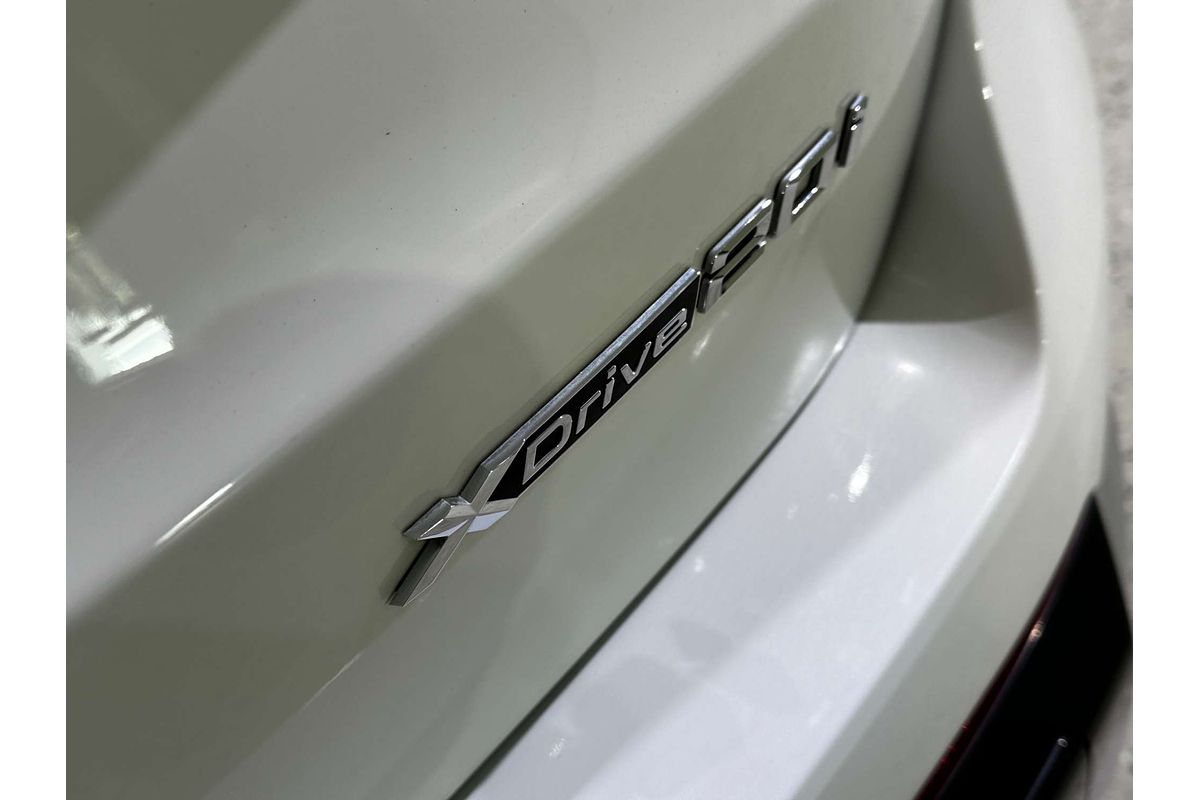 2023 BMW X1 xDrive20i U11