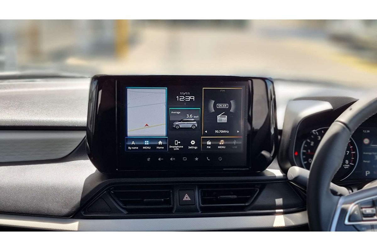 2025 Suzuki Swift Hybrid Plus UZ