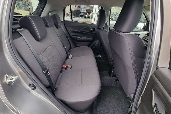 2025 Suzuki Swift Hybrid GLX UZ