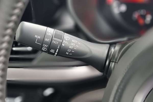 2025 Suzuki Swift Hybrid GLX UZ