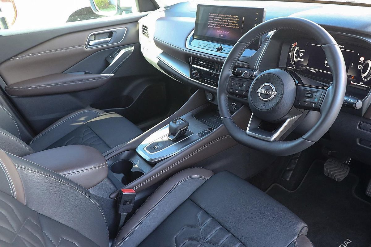 2025 Nissan QASHQAI Ti J12